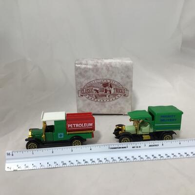 218) CARS | Classic Trucks with Boxes