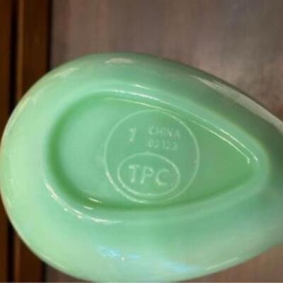 TPC Jadeite Retro spoon rest