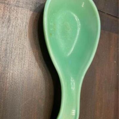 TPC Jadeite Retro spoon rest