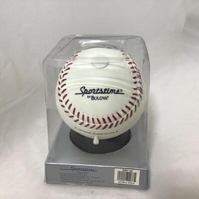 235) BASEBALL | Orioles Bulova Baseball Clock