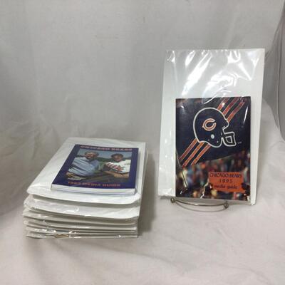 238) BEARS | Player Card, and Media Guides