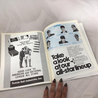 245) SPORTS | Limited Edition 1975 All-Star Magazine Milwaukee
