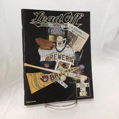 246) BASEBALL | Brewers Mixed Collectors Group and Paul Molitor Plaque