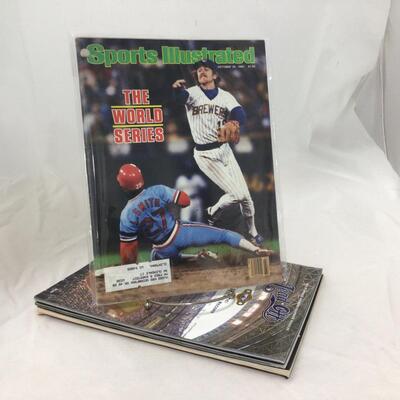 246) BASEBALL | Brewers Mixed Collectors Group and Paul Molitor Plaque