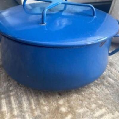 Vintage dansk blue pot and lid