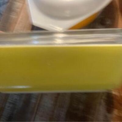 Pyrex 503 refrigerator dish and lid
