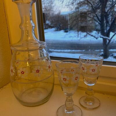 Delicate Decanter with three (3) glasses