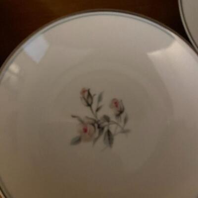 Lot of 8 Noritake Margot fruit bowls 5.5"