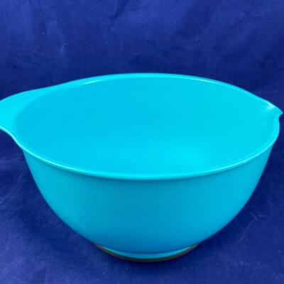 aqua blue Kitchen Aid 4.5 QT bowl