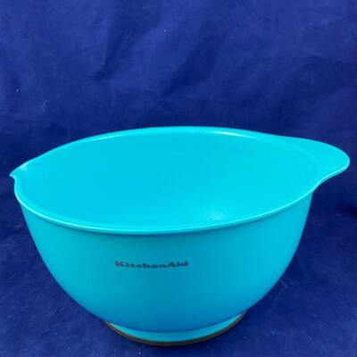 aqua blue Kitchen Aid 4.5 QT bowl