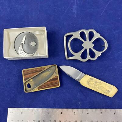 Lot of 3 vintage belt buckles-one conceals a knife-