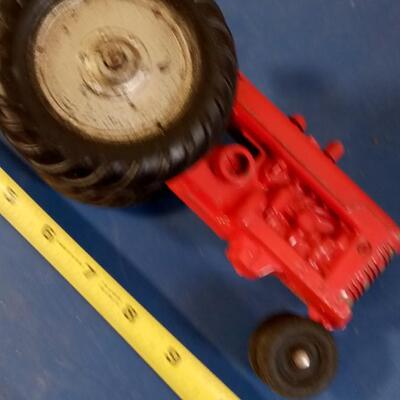 LOT 141  OLD METAL TOY TRACTOR