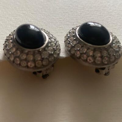 Dress cabochon and diamond style clip earrings
