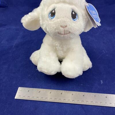 Precious moments lamb plush with tag 8" tall