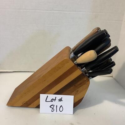 810 Signed David Leary Knife Block & Henckle Knives