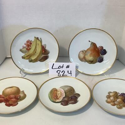 824 Vintage Barvaria Fruit Plates