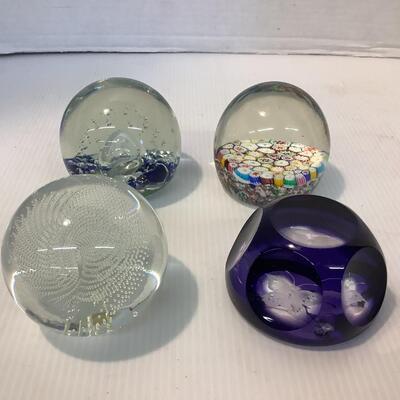 832 Lot of Paperweights