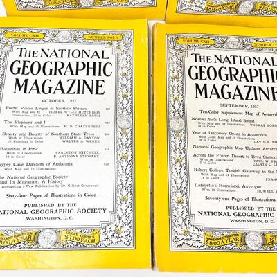 1950S NATIONAL GEOGRAPHIC MAGAZINE LOT