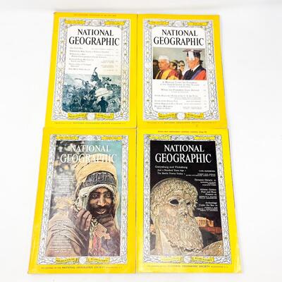 1960S NATIONAL GEOGRAPHIC MAGAZINE LOT