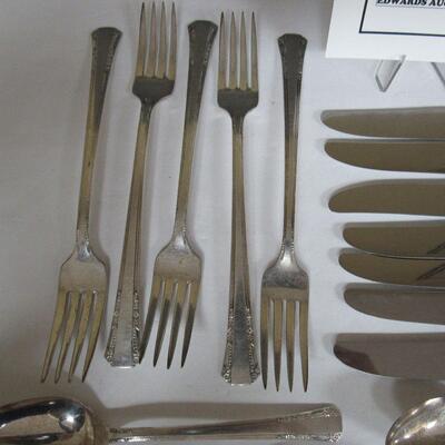 22 Piece Silver Plate Del Mar Pattern Flatware, 1881 Rogers/Oneida Ltd