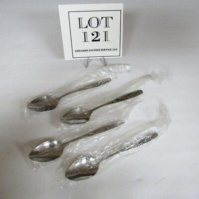 Oneida Teaspoons, Twin Rose Pattern, Unused