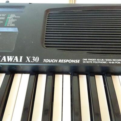 LOT 239. KAWAI X30 KEYBOARD AND STAND PLUS BENCH