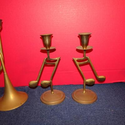 LOT 246. MUSICAL INSTRUMENT RELATED HOME DECOR  CANDLE HOLDERS