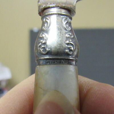Antique Daniel Low & Co, Salem, MA Mother of Pearl With Sterling Fittings Knives