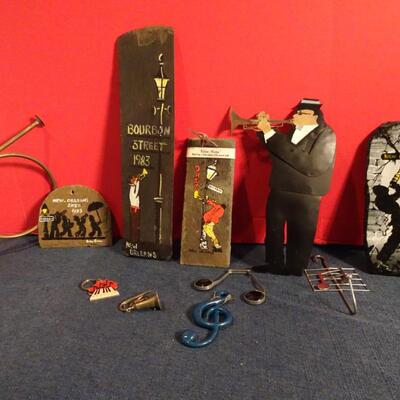 LOT 264. MUSIC RELATED HOME DECOR  PAINTED SLATE TILES