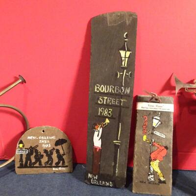 LOT 264. MUSIC RELATED HOME DECOR  PAINTED SLATE TILES