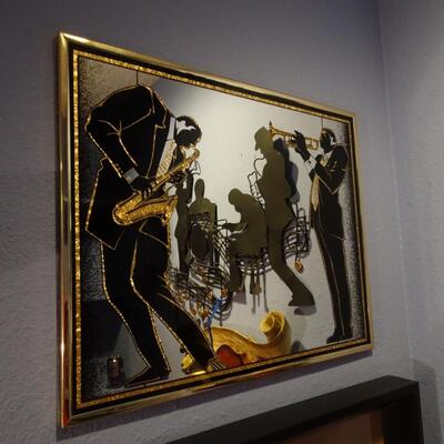 LOT 273. MUSIC  RELATED WALL HOME DECOR