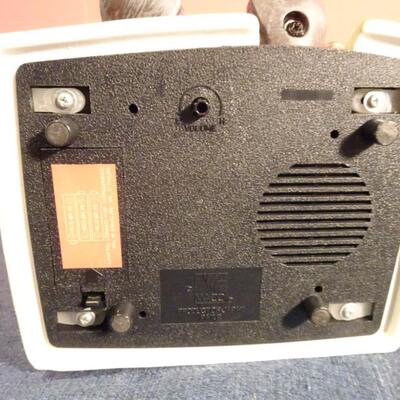 LOT 275. MUSIC  RELATED HOME DECOR CLOWNS