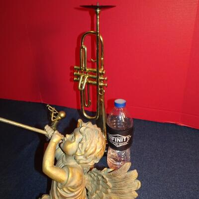 LOT # 287  MUSICAL HOME DECOR
