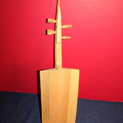 LOT 289. HAND CARVED VIOLIN