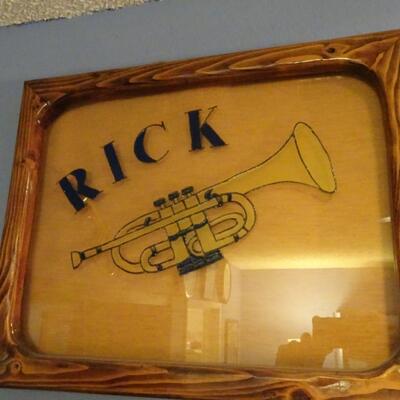 LOT 315. GLASS WALL DECORATION