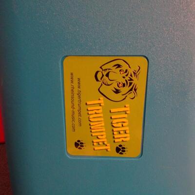 LOT 321. TIGER TRUMPET (PLASTIC)