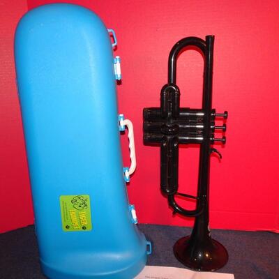 LOT 321. TIGER TRUMPET (PLASTIC)