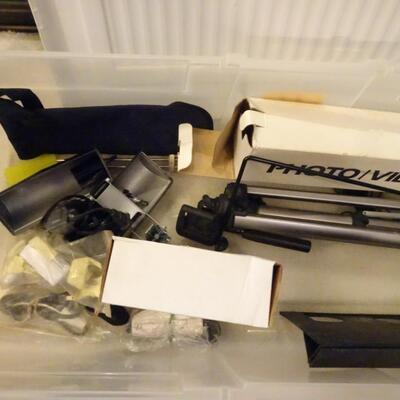 LOT 324. TRIPOD AND MISC. ITEMS