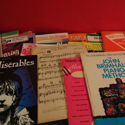 LOT 343.  COLLECTION OF MUSIC BOOKS