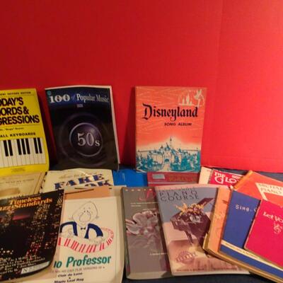 LOT 345. COLLECTION OF MUSIC BOOKS