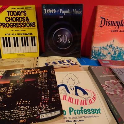 LOT 345. COLLECTION OF MUSIC BOOKS