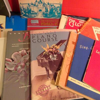 LOT 345. COLLECTION OF MUSIC BOOKS