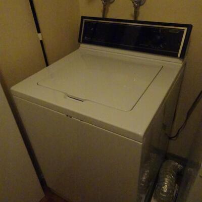 LOT 350. MAYTAG WASHER