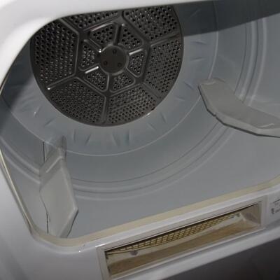 LOT 351. GE ELECTRIC DRYER