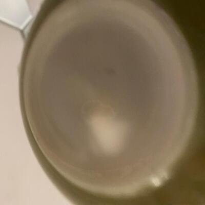 Large Daisy vintage Pyrex bowl