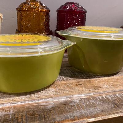 Vintage Pyrex three piece