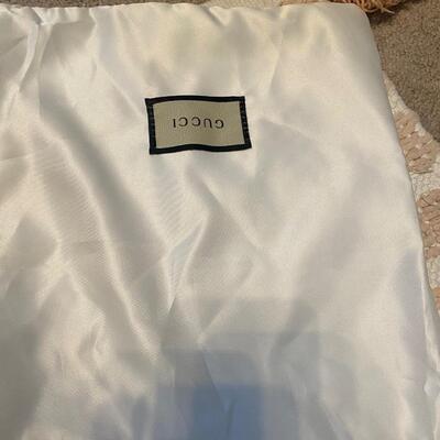 Brand new Gucci pink sandals