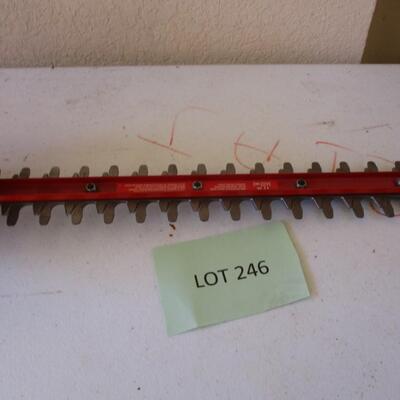 Craftsman Hedger