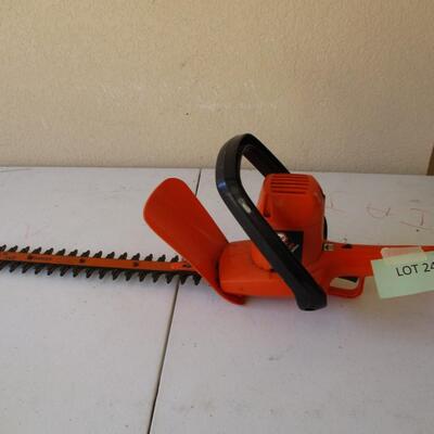 Black & Decker Hedger