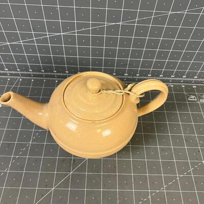 Stoneware Tea Kettle 